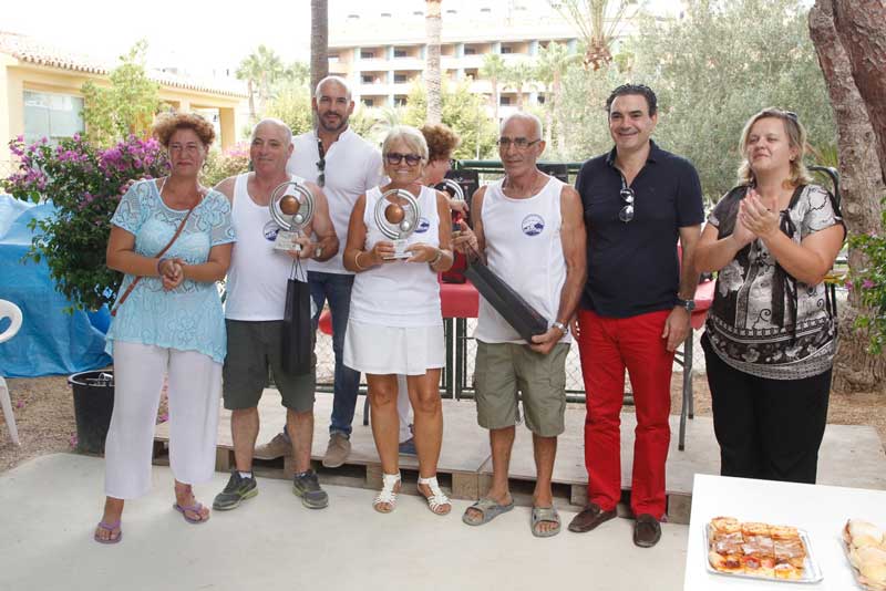 Un español, un belga y una francesa ganan el torneo de petanca Fiestas de l'Albir 2015