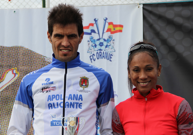 Mohammed Bouceta  y Yamila González han ganado  Las X millas más bonitas de la Costa Blanca.