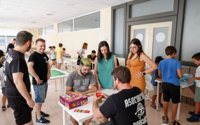 La Setmana de la Joventut de l’Alfàs ha incluido un taller de Flickeo y otro de cocina saludable