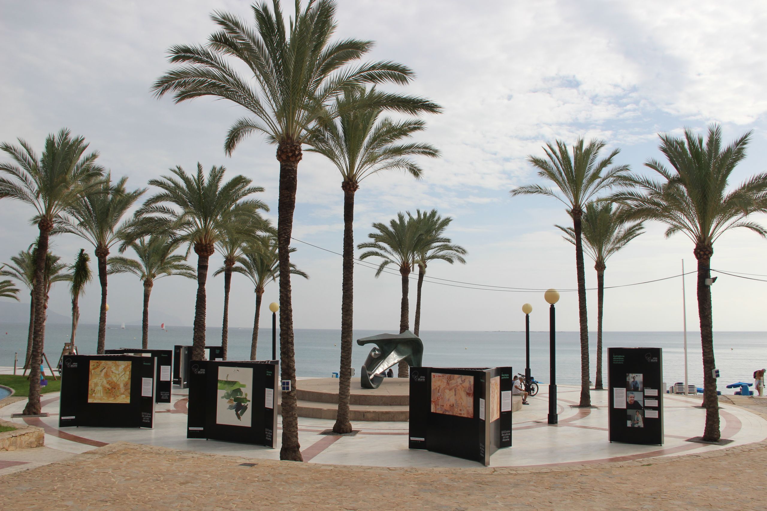 L´Alfàs del Pí acoge la exposición itinerante de ilustraciones ...