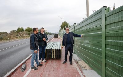 El Ayuntamiento de l’Alfàs instala barreras acústicas en la urbanización El Tossalet