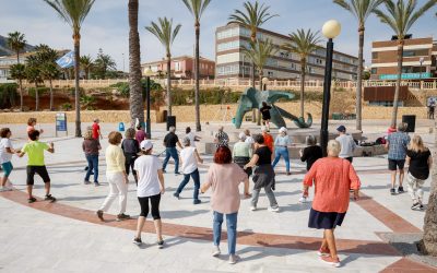 Baile, diversión y bienestar: taller gratuito mañana sábado en la playa de l’Albir