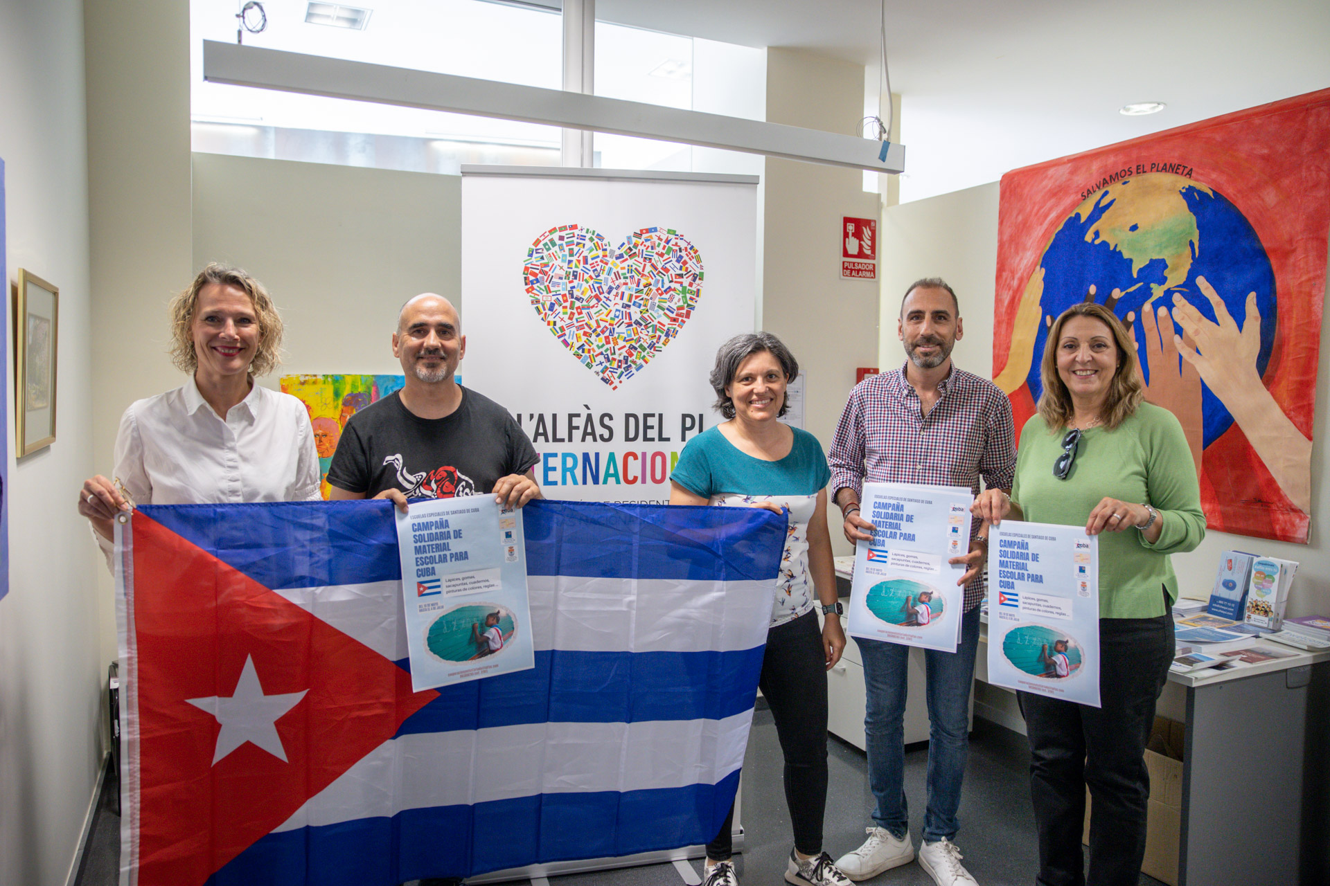Campaña solidaria de recogida de material escolar para las escuelas especiales de Santiago de Cuba