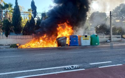 El Ayuntamiento de l’Alfàs recuerda que está prohibido tirar brasas encendidas a los contenedores