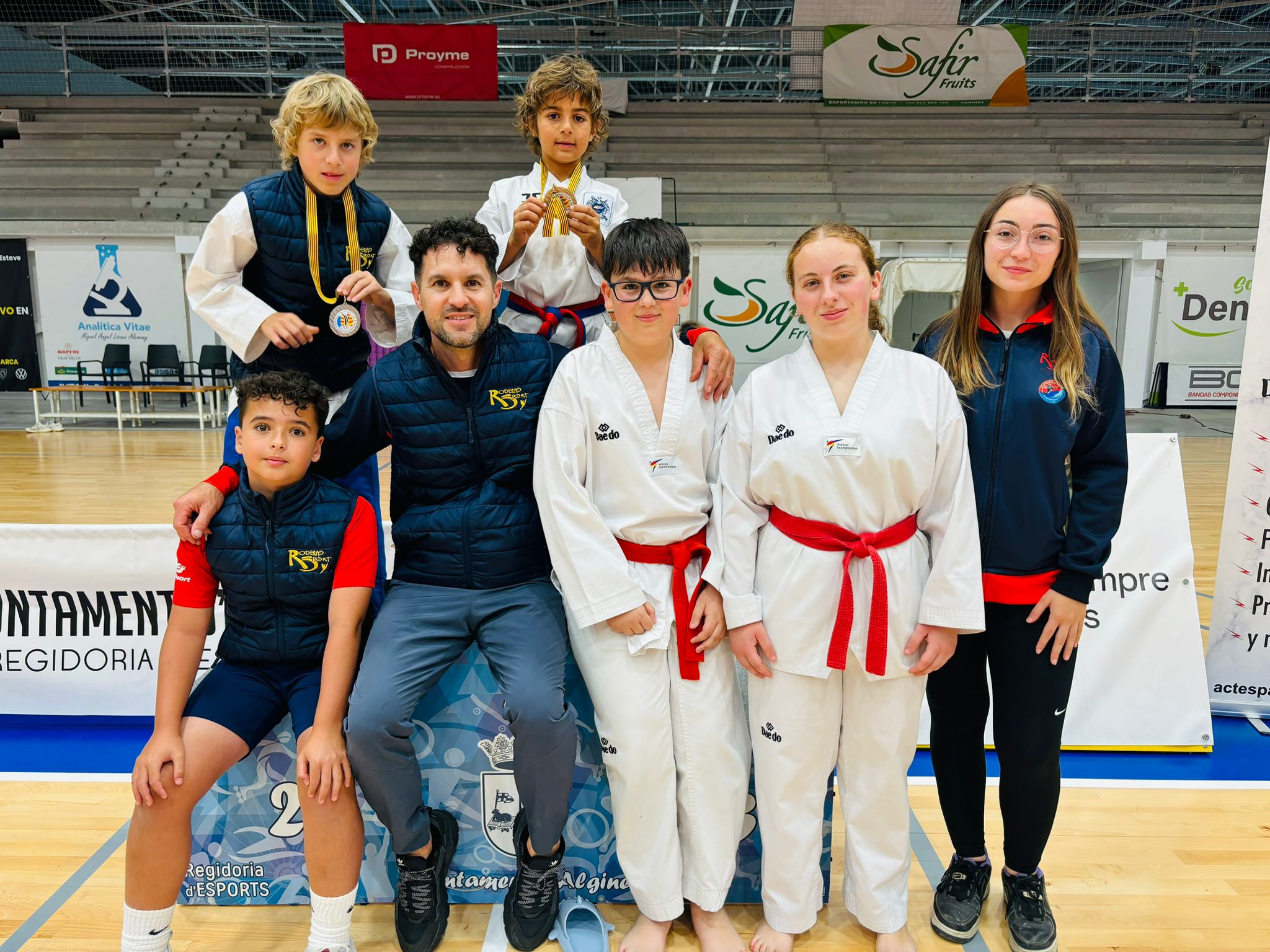 Dos bronces para la escuela de taekwondo de l’Alfàs del Pi en la  III Jornada de Liga y Jocs Esportius de Alginet