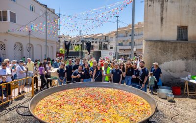 Las Fiestas de la Creueta reúnen 1.780 euros con la paella solidaria a beneficio del Voluntariado Social