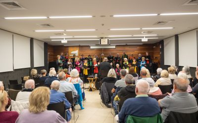 La Coral Canto Mundial ofrece esta tarde un concierto solidario en el Centro Social Platja Albir