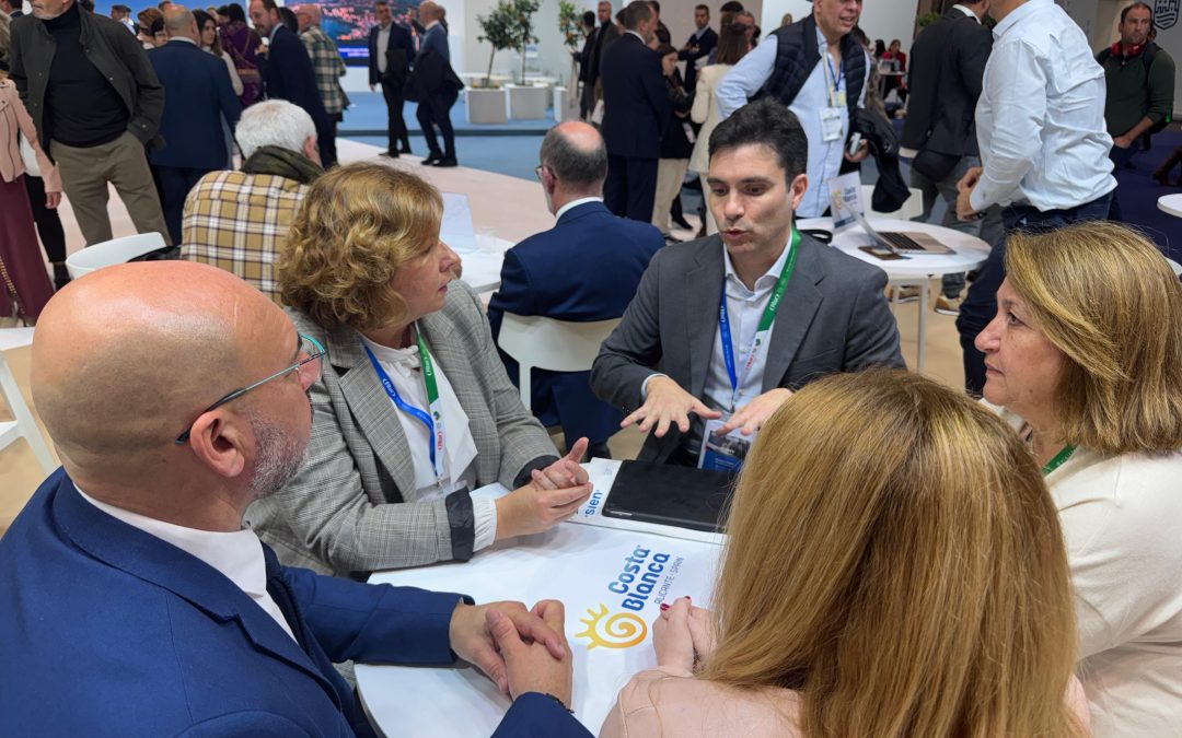 Encuentro de trabajo en Fitur con la empresa responsable de implantar la Smart Office en l’Alfàs