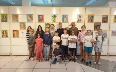 Jóvenes artistas reinterpretan a los grandes maestros en una exposición pictórica en l’Alfàs del Pi