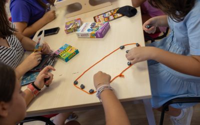 Jugar, compartir y desconectar: mañana arranca una nueva edición del taller de juegos de mesa de l’Alfàs