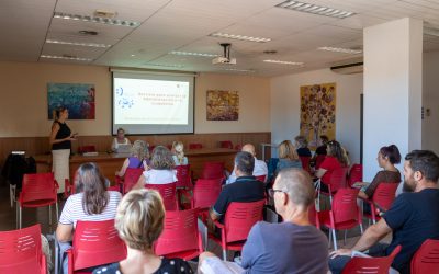 L’Alfàs del Pi impulsa la capacitación digital ciudadana con el taller ‘La administración cerca de ti’