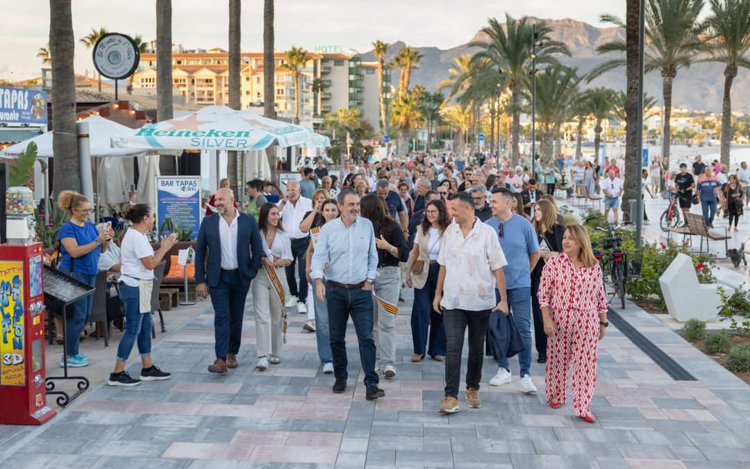 L’Alfàs conmemora el 20 aniversario de Serra Gelada con la inauguración del renovado Paseo de las Estrellas