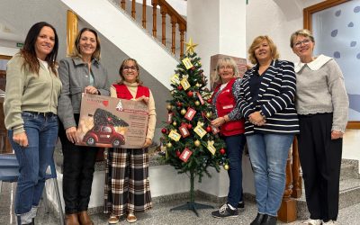 L’Alfàs se suma por sexto año a la campaña del Árbol Solidario de Corazón Exprés