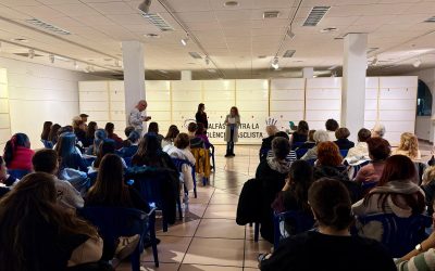 L’Alfàs del Pi alza la voz contra la violencia machista en una emotiva jornada del 25N