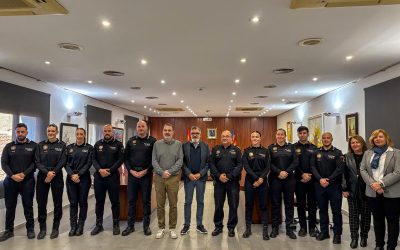Nueve agentes de la Policía Local de l’Alfàs del Pi toman posesión como funcionarios de carrera