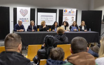 Presentación de la Asociación Rumana Carpatica  en el Espai Cultural Escoles Velles