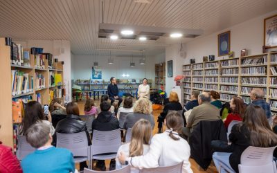 La alicantina Yolanda Kop ha presentado en la Biblioteca Infantil de l’Alfàs ‘Cuentos soñados para ser contados’