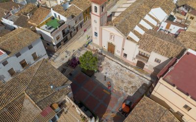 Las obras de remodelación del casco urbano de l’Alfàs del Pi avanzan y se centran ya en la plaza Mayor