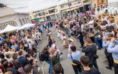 Las Fiestas de la Creueta llenan de tradición y convivencia el barrio de La Ferrería