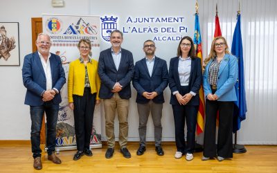 El diputado y ex ministro rumano Petre-Florin Manole visita l’Alfàs del Pi