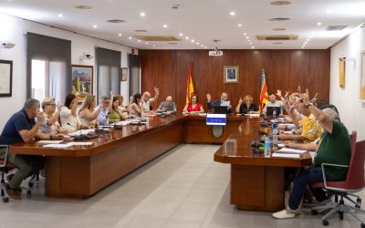 El pleno de l’Alfàs aprueba la nueva tasa para pruebas selectivas y propone los festivos locales de 2027