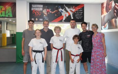 El Alcalde recibe a los mejores alumnos de taekwondo y Kickboxing