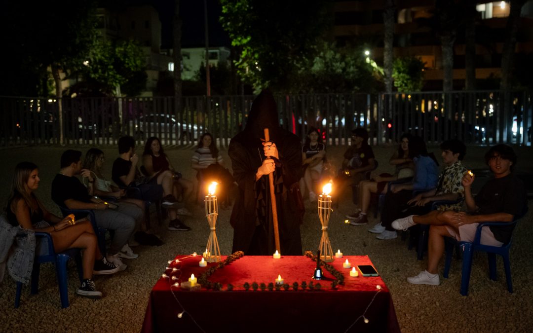 ‘Blood on the Clocktower’ reúne a jóvenes de l’Alfàs en una original velada de rol social y misterio