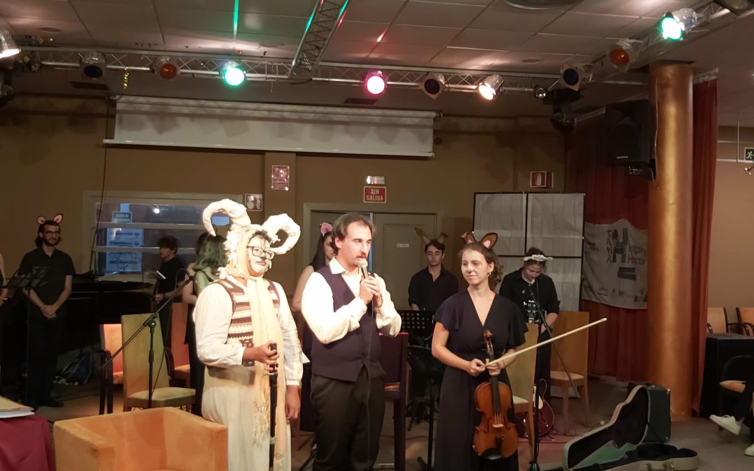 El concierto solidario ‘Rebelión en la Granja’ se ha celebrado en The Comm por la DANA