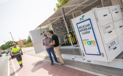El Ayuntamiento de l’Alfàs acerca al mercadillo de los viernes el ecoparque móvil para promover el reciclaje
