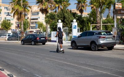 Entra en vigor la nueva normativa de tráfico para motos, bicicletas y patinetes