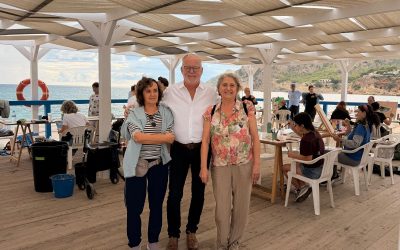 ArtAvant reúne a 32 artistas en el XVI Encuentro de Pintores en la playa del Racó de l’Albir